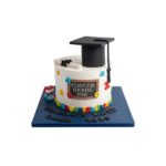 Classic Graduation Cake 9