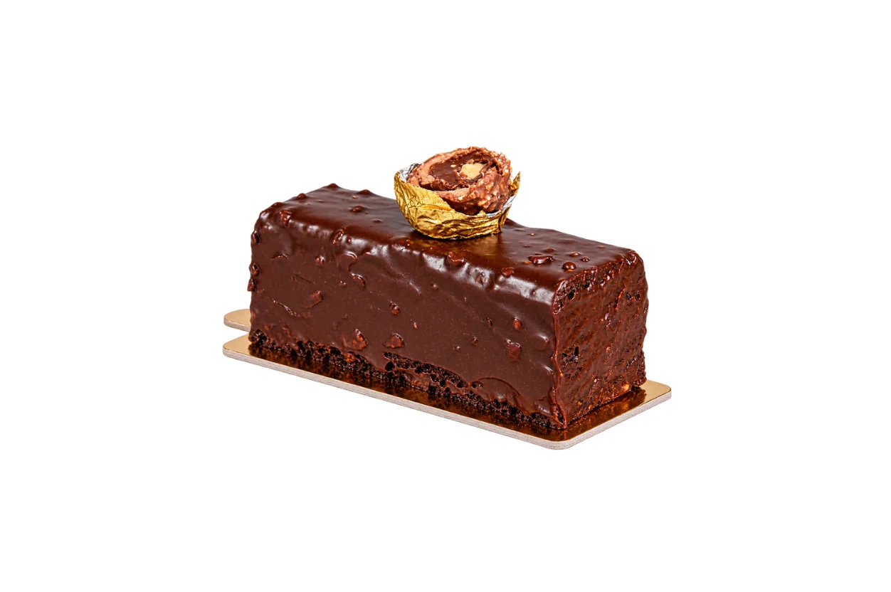5 Ferrero Rocher Pastry - Image 1
